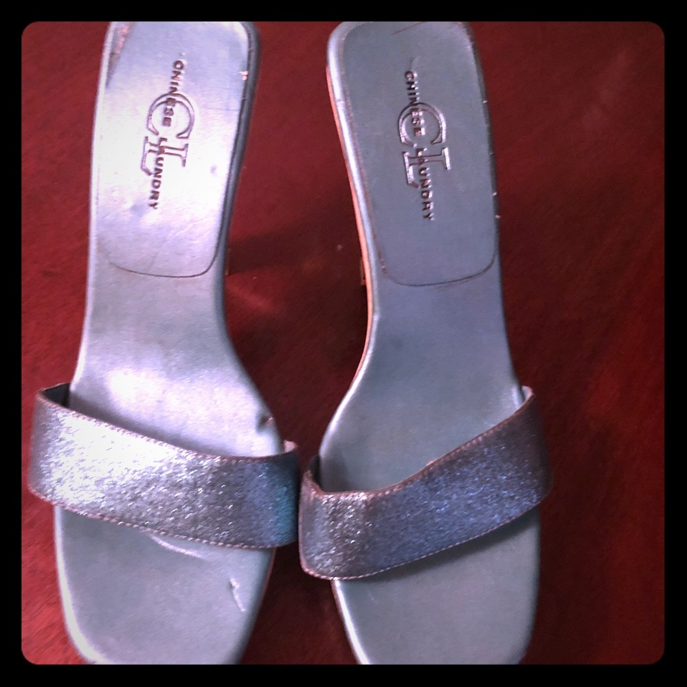Chinese Laundry high heel metallic blue shoes